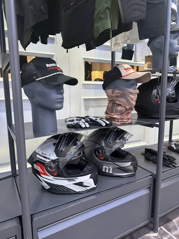 Royal Enfield Apparel, Frankfurt, Frankfurt nad Mohanem – fotka 6