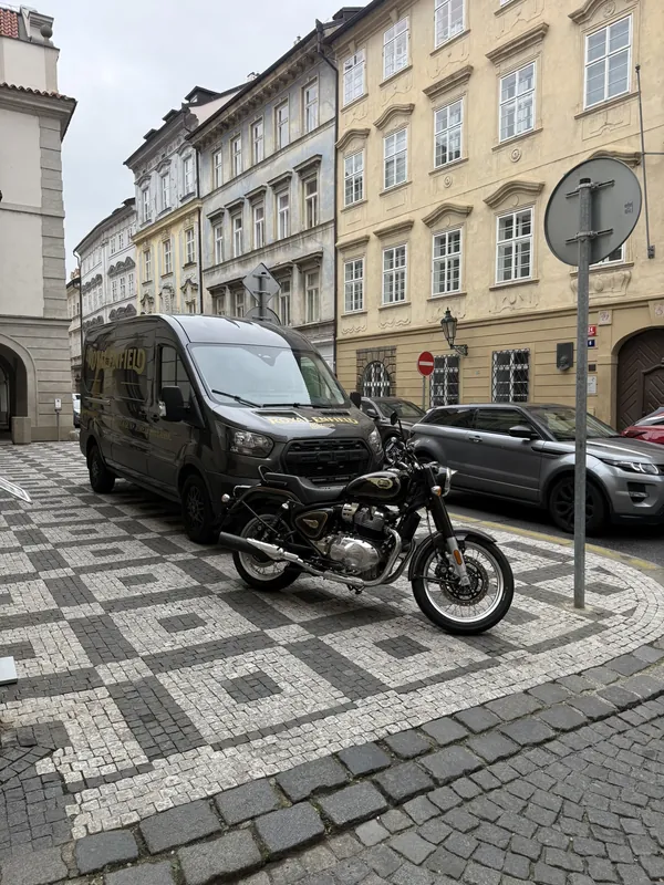 Dědeček automobil, Praha – fotka 2