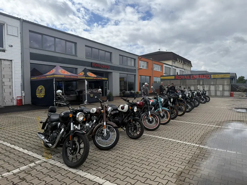 Royal Enfield demo motorcycles ready in front of GARAGE in Bohušovice nad Ohří