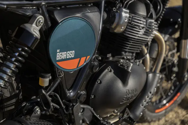 Royal Enfield Bear 650, foto 172