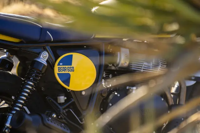 Royal Enfield Bear 650, foto 173
