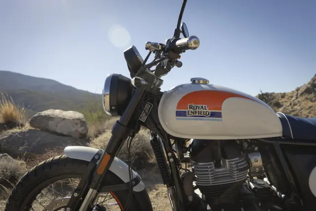 Royal Enfield Bear 650, foto 203