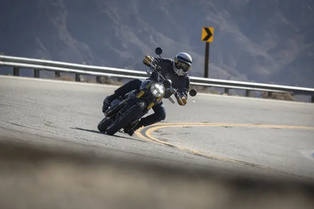 Royal Enfield Bear 650, foto 51