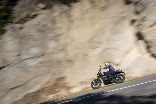 Royal Enfield Bear 650, foto 67