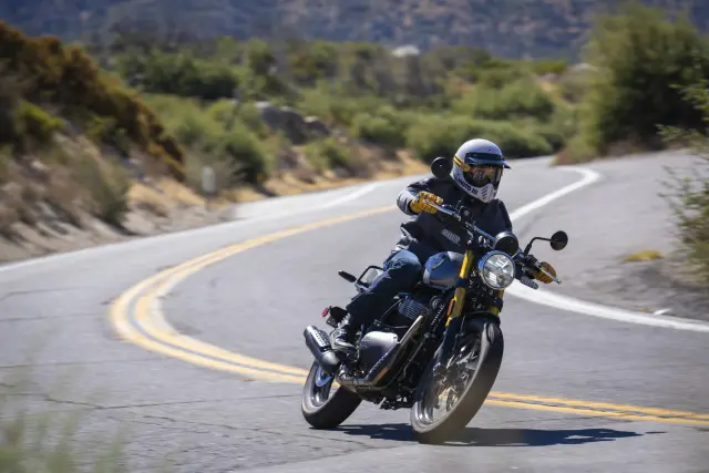 Royal Enfield Bear 650, foto 77