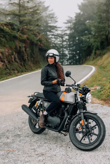 Royal Enfield Continental GT 650, foto 29