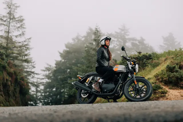 Royal Enfield Continental GT 650, foto 33