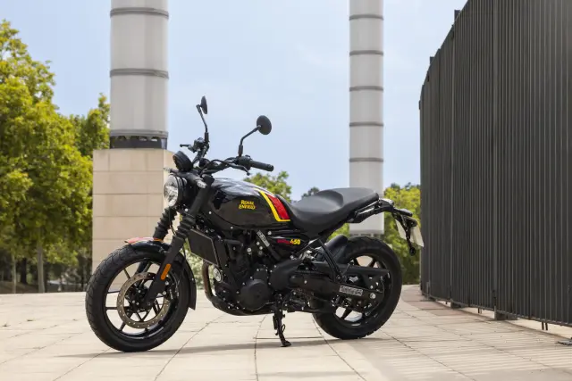 Royal Enfield Guerrilla 450, foto 58