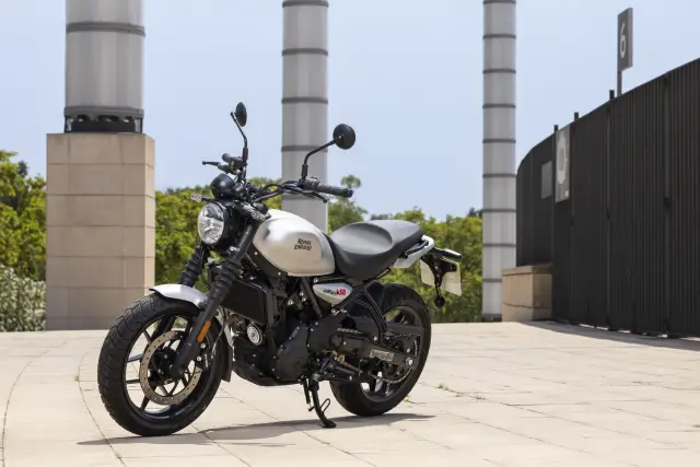 Royal Enfield Guerrilla 450, foto 59