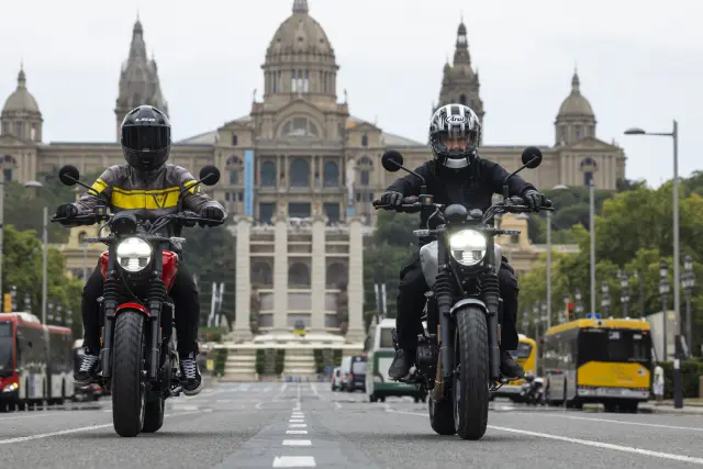 Royal Enfield Guerrilla 450, foto 10
