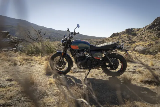 Royal Enfield Bear 650, foto 27