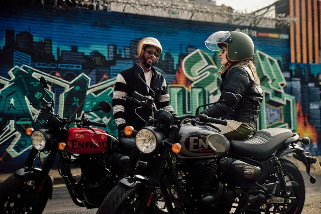 Royal Enfield Hunter 350, fotografie 28