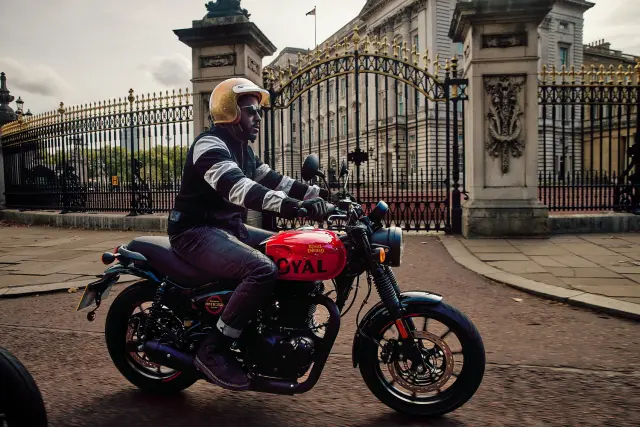 Royal Enfield Hunter 350, fotografie 36