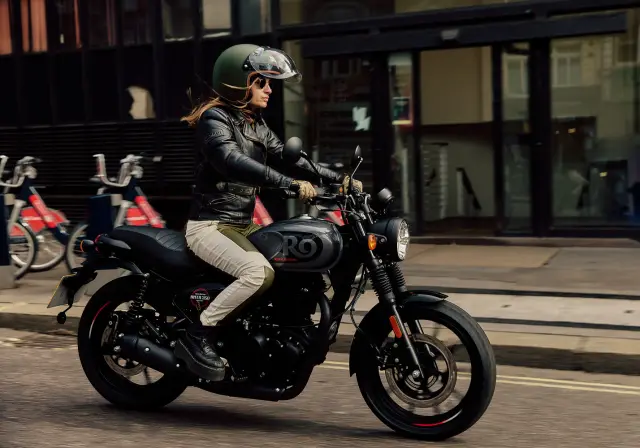 Royal Enfield Hunter 350, fotografie 40