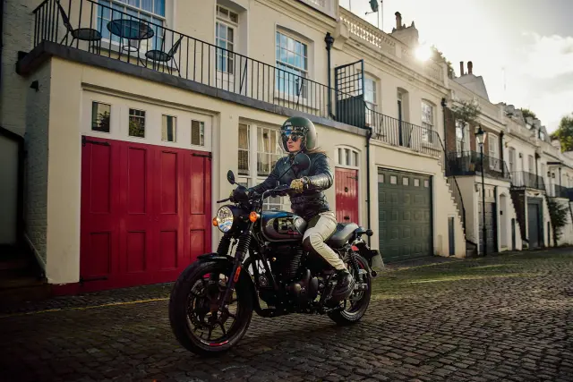 Royal Enfield Hunter 350, fotografie 59