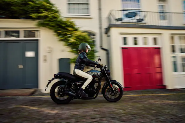 Royal Enfield Hunter 350, fotografie 62