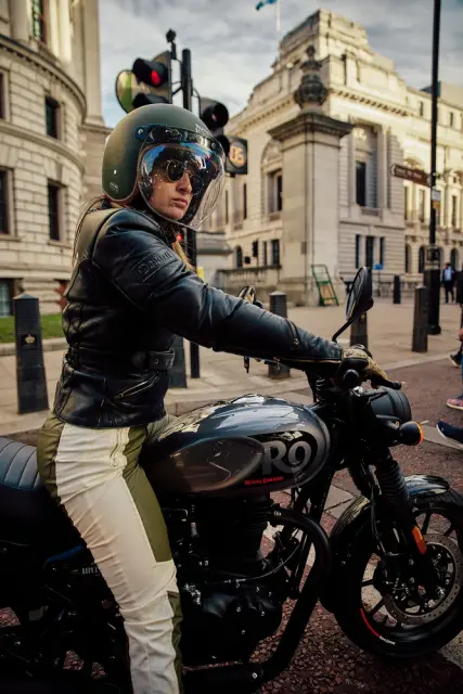 Royal Enfield Hunter 350, fotografie 69