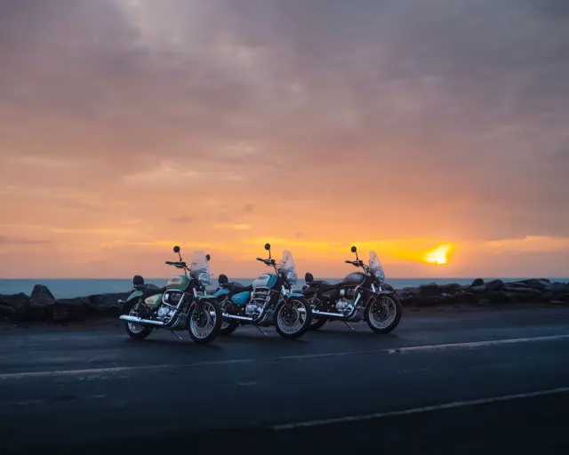 Royal Enfield Meteor 350, foto 1