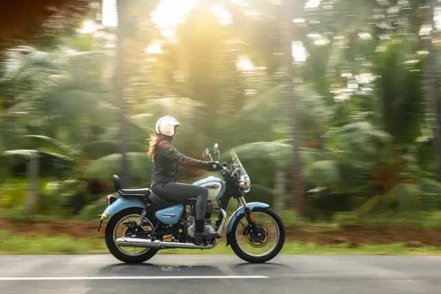 Royal Enfield Meteor 350, foto 12