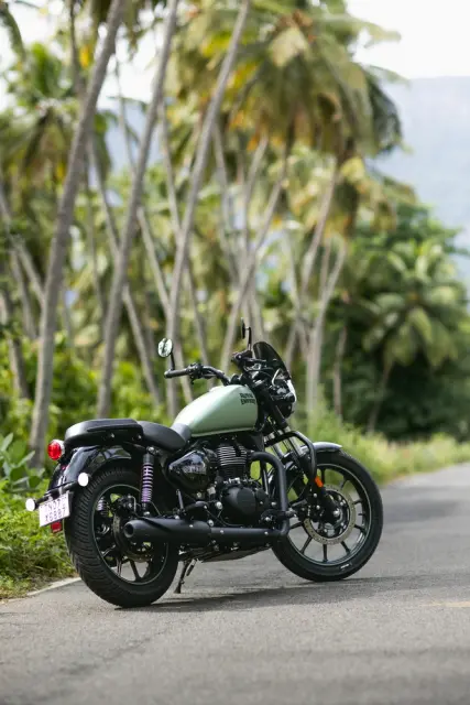 Royal Enfield Meteor 350, foto 108