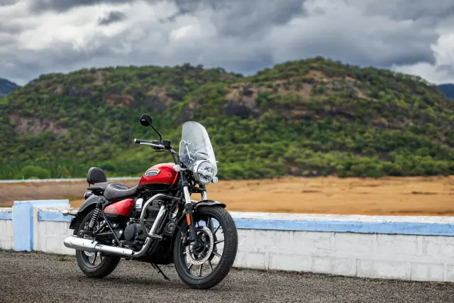 Royal Enfield Meteor 350, foto 146