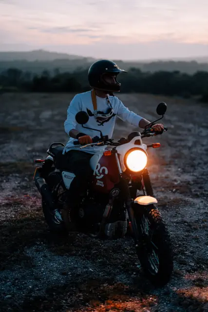 Royal Enfield Scram 411, foto 23