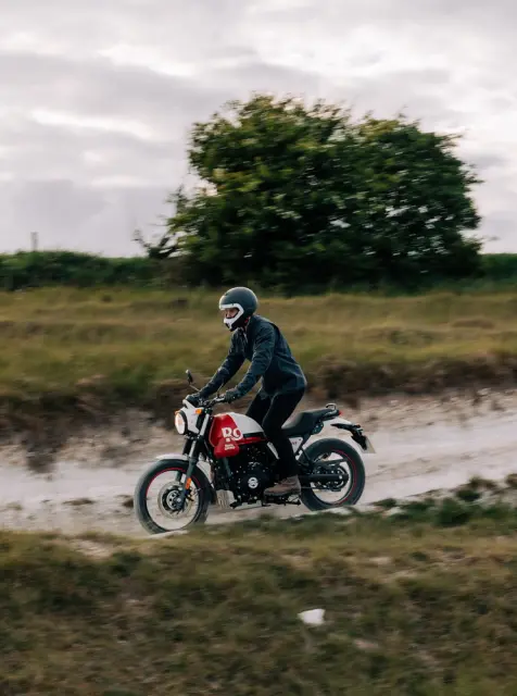 Royal Enfield Scram 411, foto 43