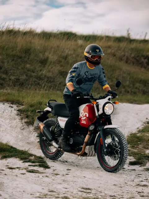 Royal Enfield Scram 411, foto 49