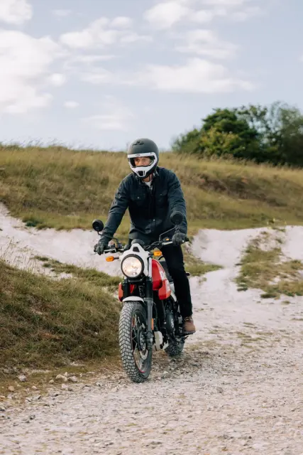 Royal Enfield Scram 411, foto 56