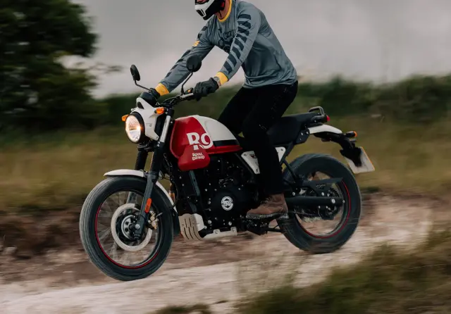 Royal Enfield Scram 411, foto 78