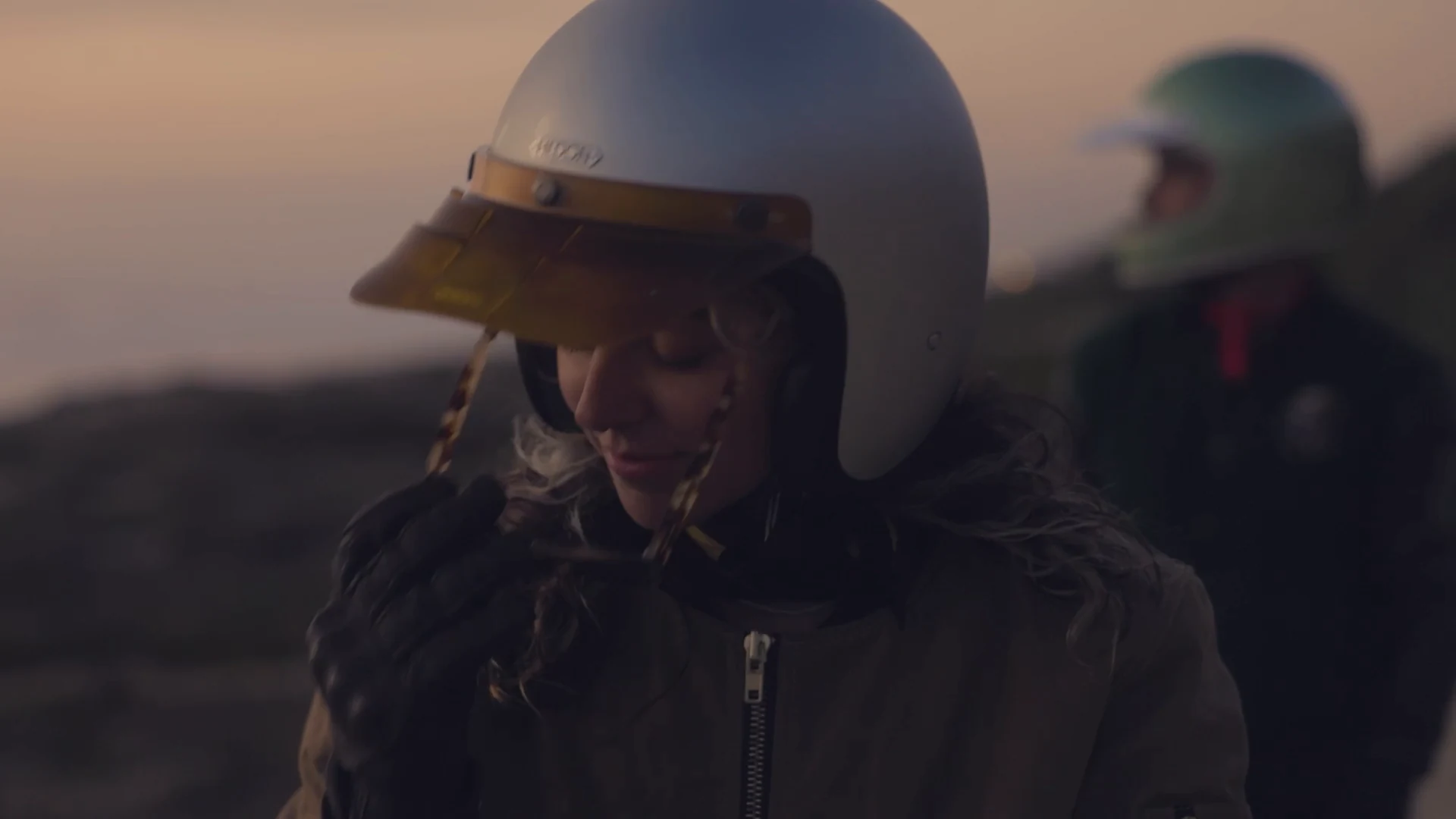 Ilustrační záběr z filmu Royal Enfield