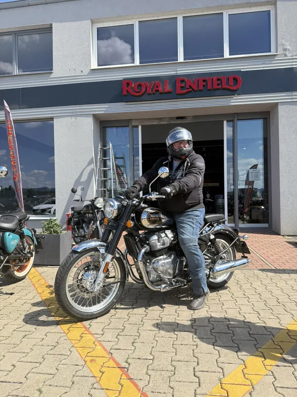 GARAGE customer at the handover of a new Royal Enfield motorcycle