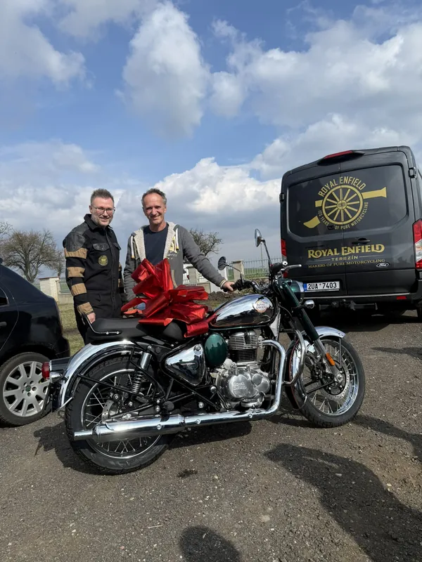 GARAGE customer at the handover of a new Royal Enfield motorcycle
