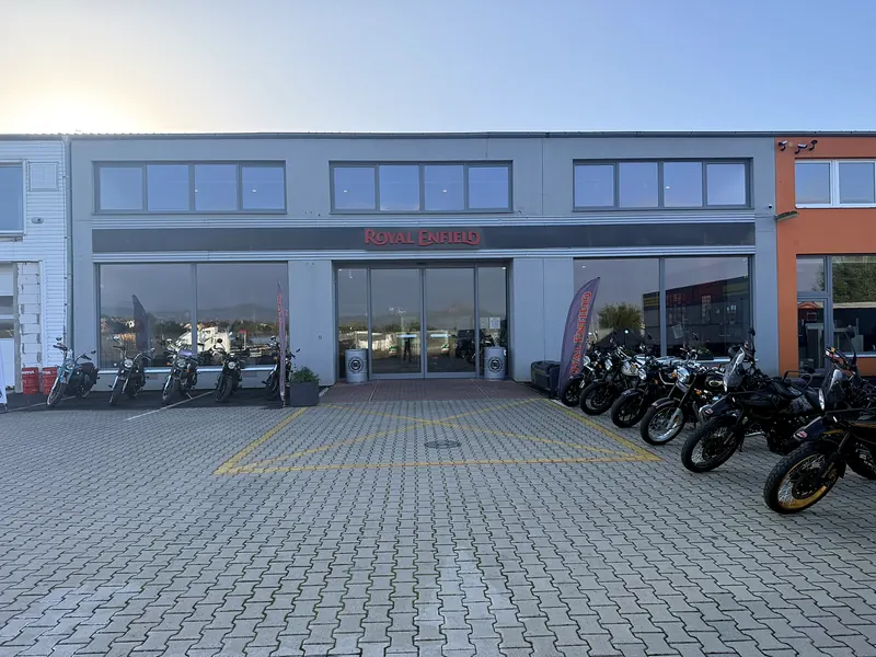 Royal Enfield GARAGE dealership from outside