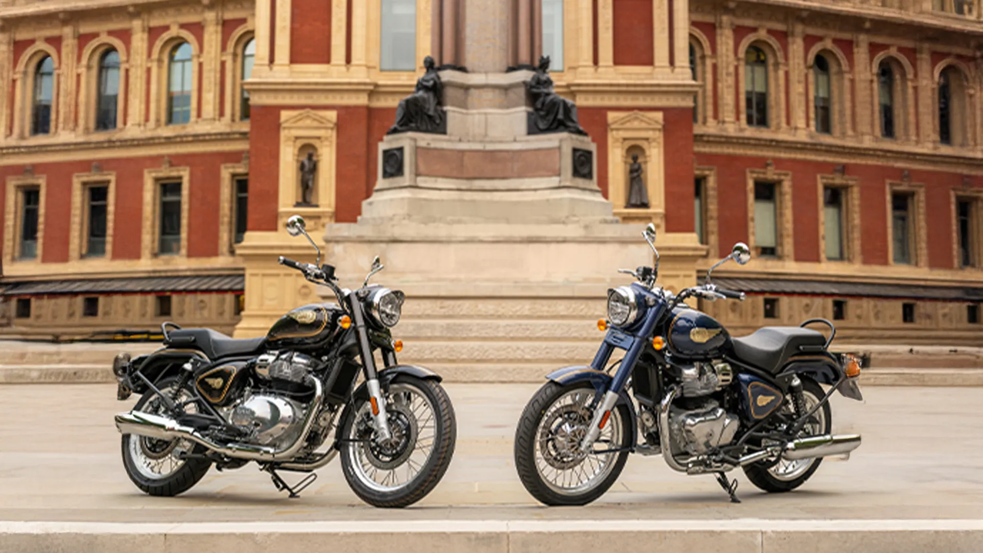 सड़क पर Royal Enfield Bullet 650 – तस्वीर 1