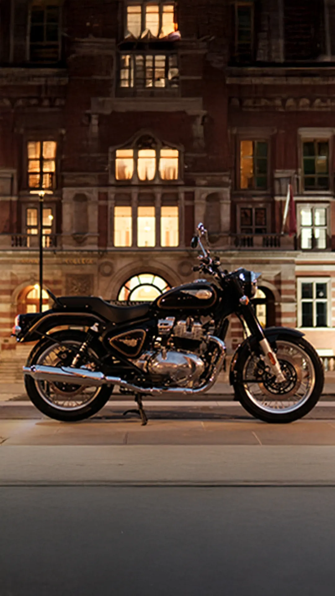 सड़क पर Royal Enfield Bullet 650 – तस्वीर 3