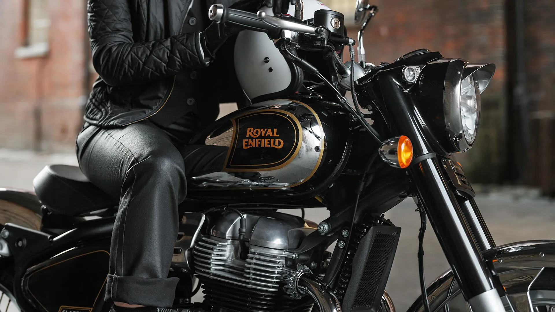 सड़क पर Royal Enfield Classic 650 – तस्वीर 5