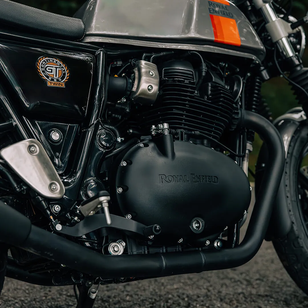 Royal Enfield Continental GT 650 su strada – foto 12