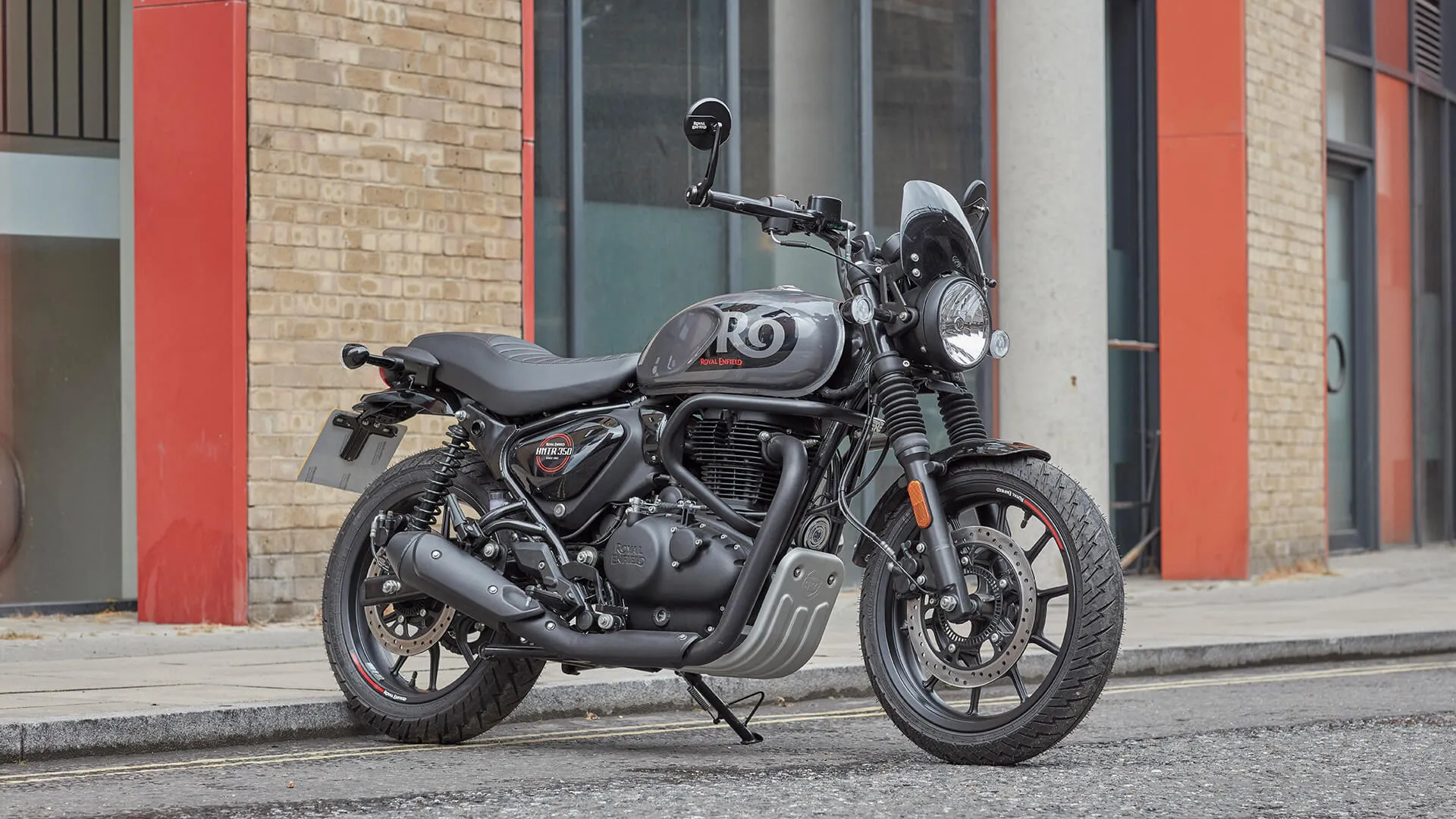 सड़क पर Royal Enfield Hunter 350 – तस्वीर 2