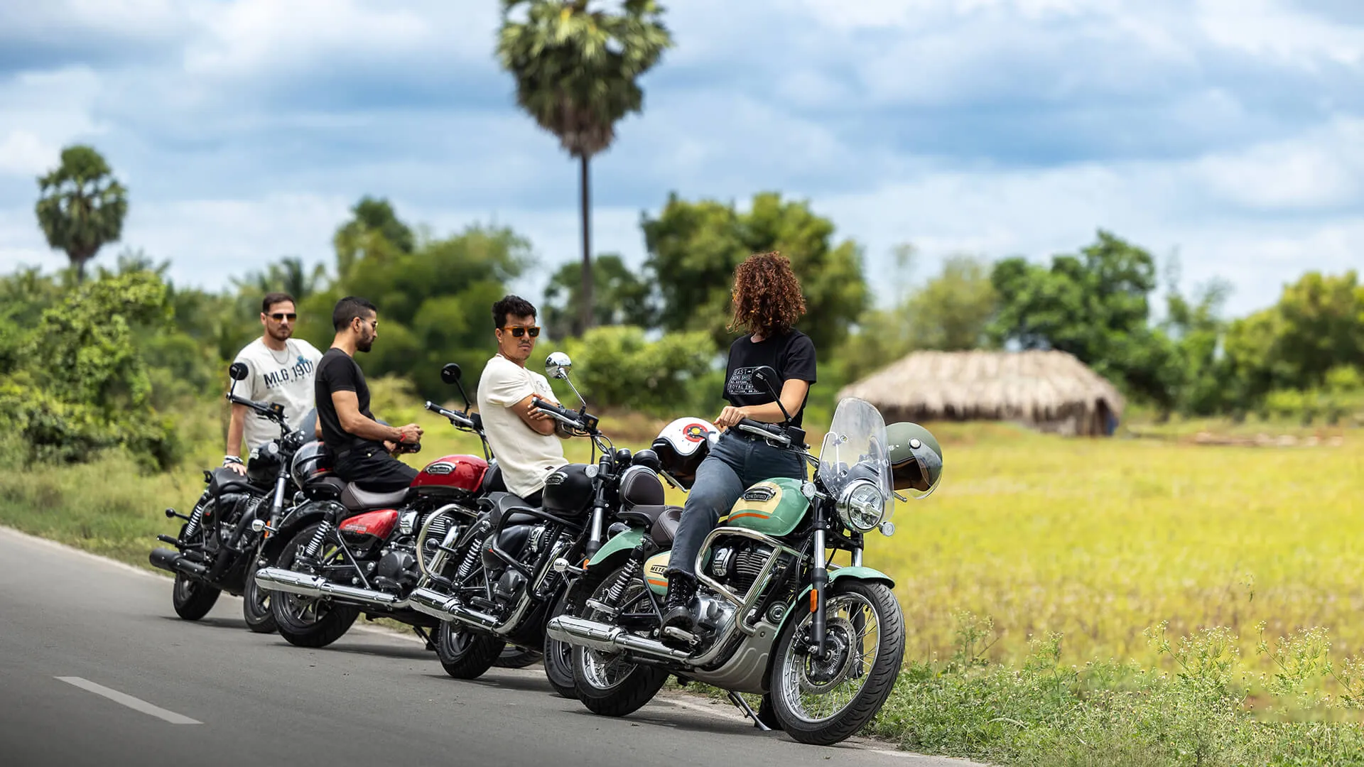 सड़क पर Royal Enfield Meteor 350 – तस्वीर 6