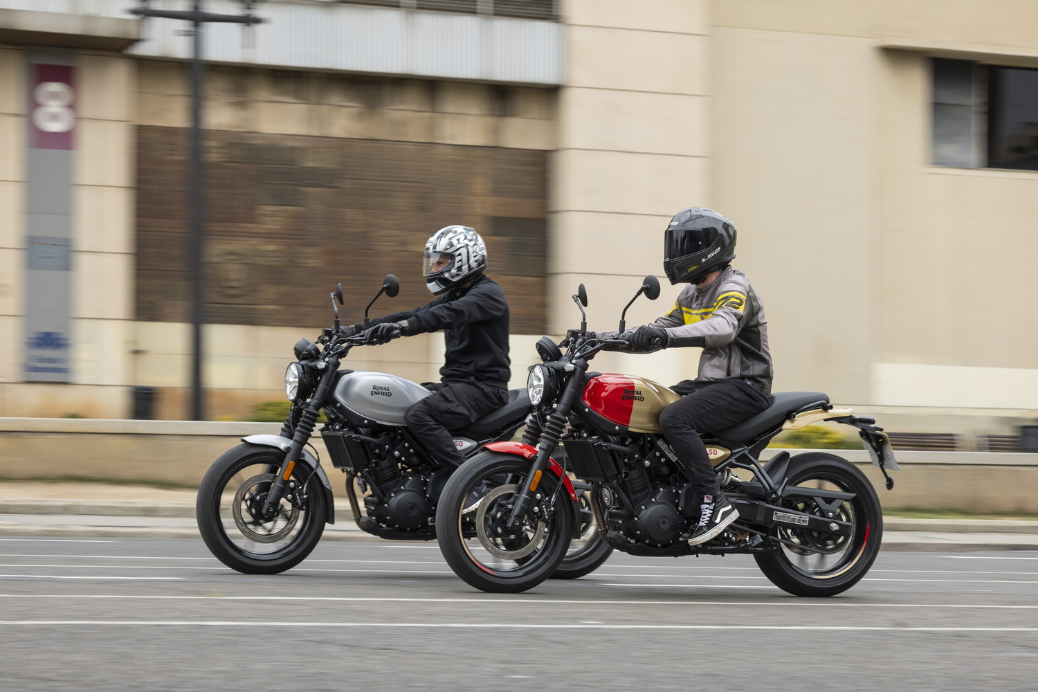 galerie: Guerrilla 450 Riding Shots