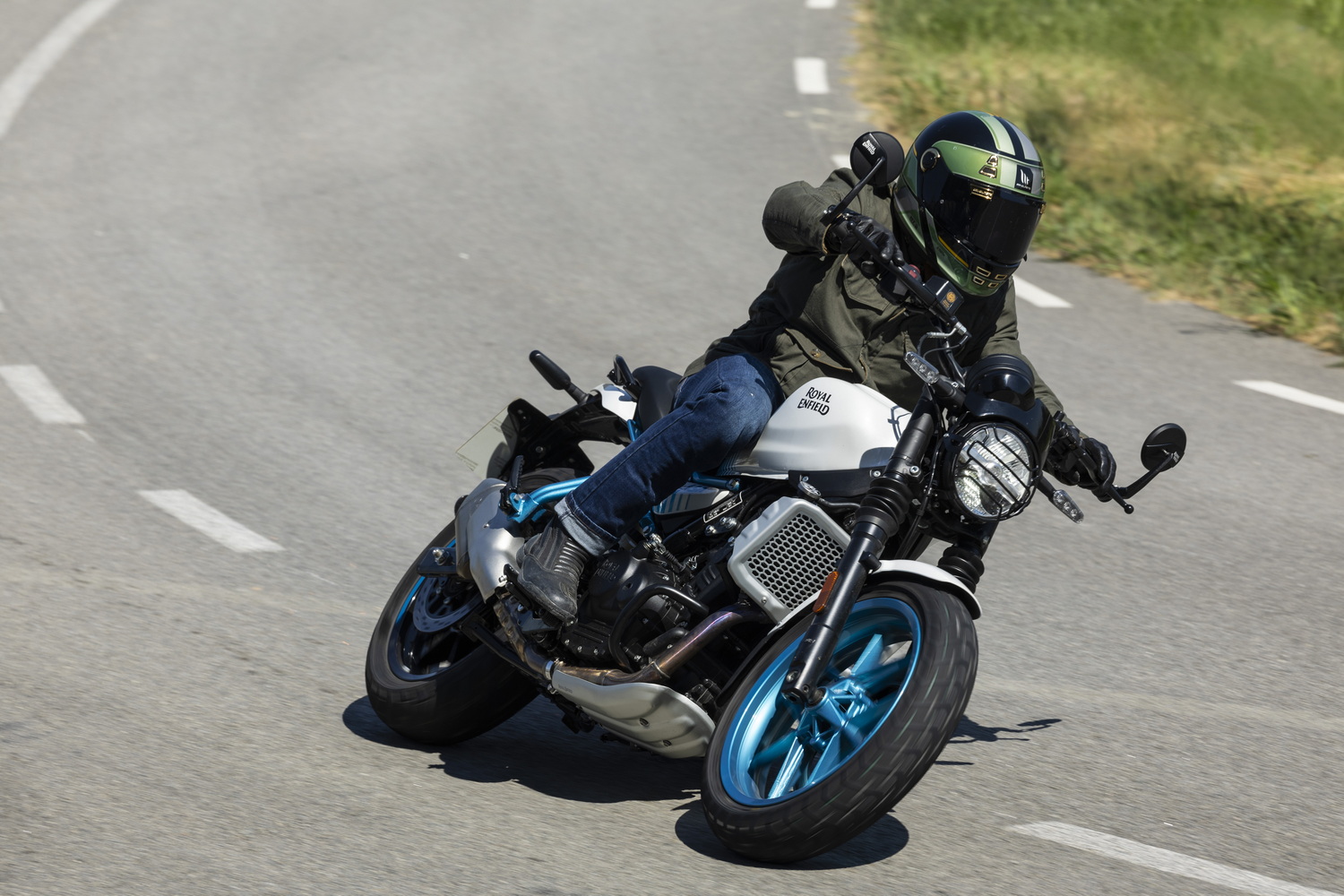 galerie: Guerrilla 450 Riding Shots